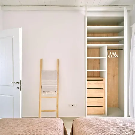 Parian Pearl Unique Seaview Naousa (Paros)