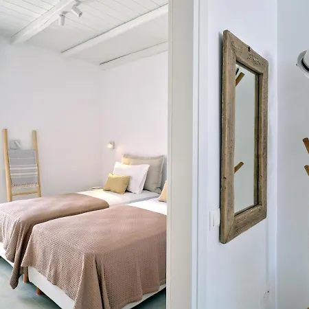 Parian Pearl Unique Seaview Villa *