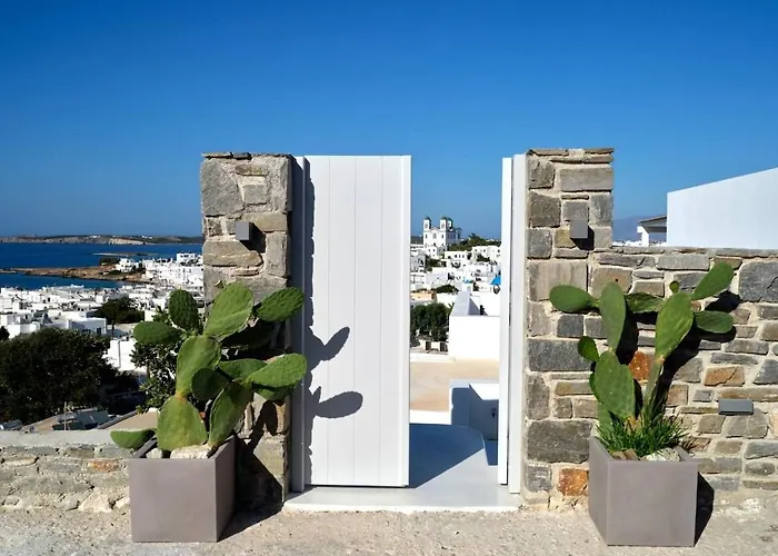 Parian Pearl Unique Seaview