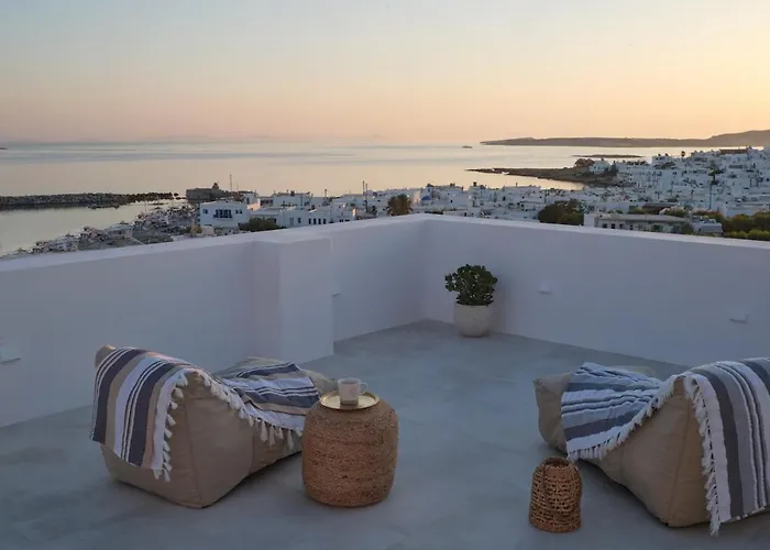 Parian Pearl Unique Seaview *