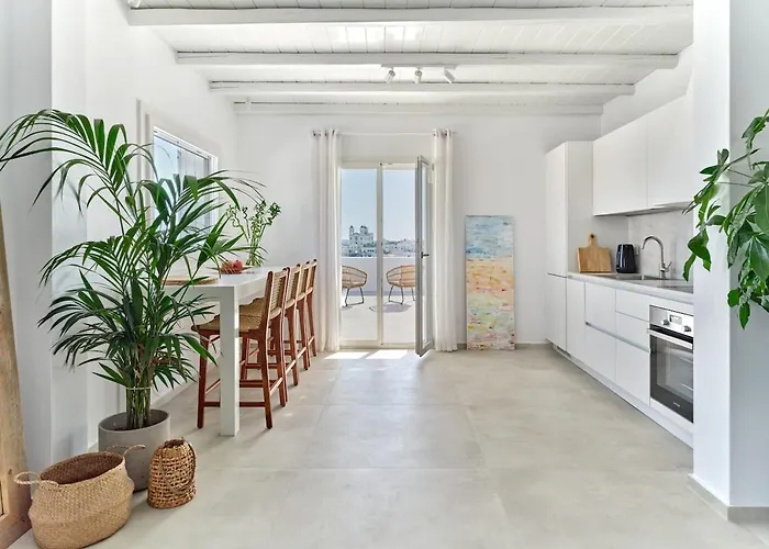 Parian Pearl Unique Seaview Вилла Науса